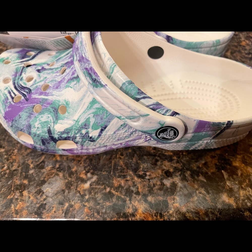Crocs out of this world - Picture 3 of 8